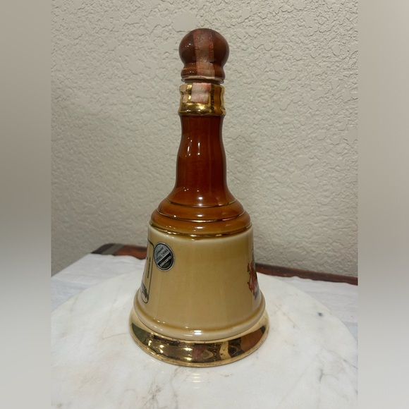 1969 Jim Beam Bell Shaped Decanter Bell's Royal Vat Scotch Whiskey Nuna Semper - Picture 4 of 9